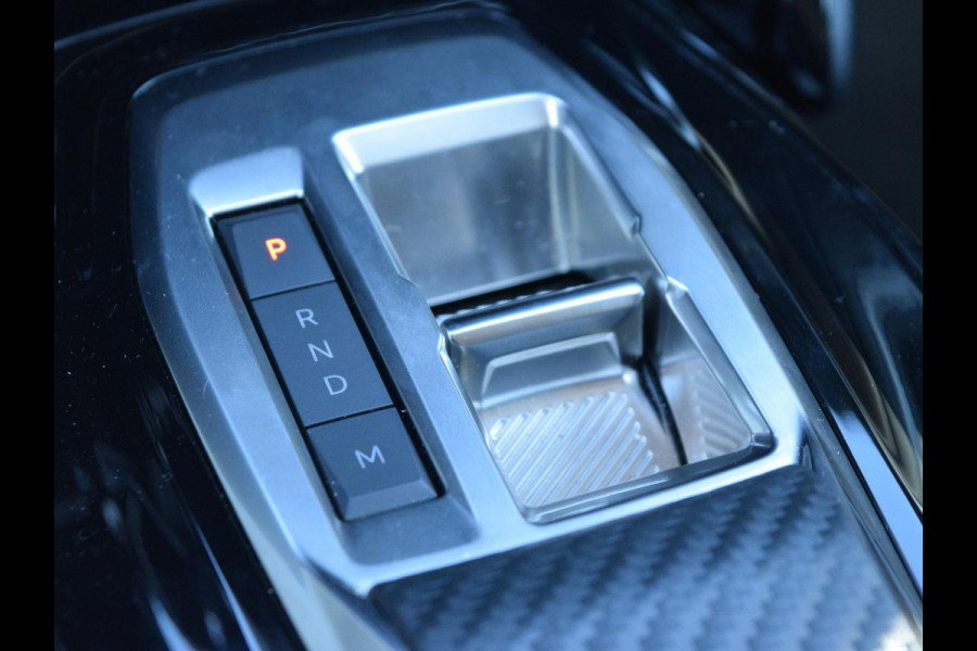 Peugeot 208 1.2 Hybrid 110 e-DCS6 Allure CAMERA MET SENSOREN | NAVI & CARPLAY | E.C.C. |