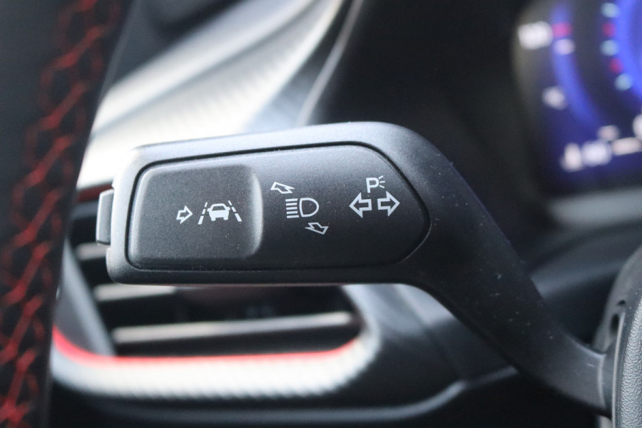 Ford Puma 125PK EcoB. Hybrid ST-Line X Navigatie/Camera/Winter-pack/Adaptive-cruisecontrol