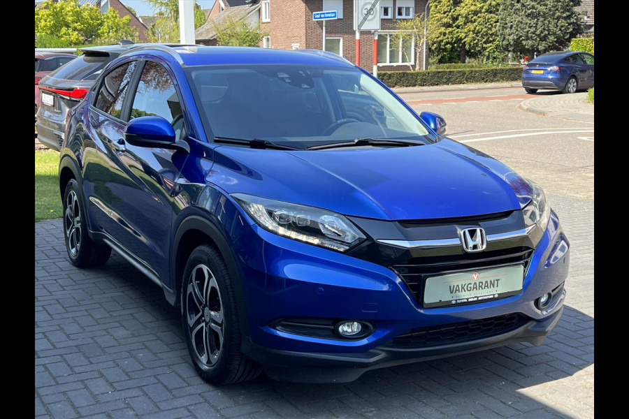 Honda HR-V 1.5 i-VTEC Executive CVT Automaat | Panoramadak, Parkeersensoren, 17 inch, Stoelverwarming, Cruise control, Climate control