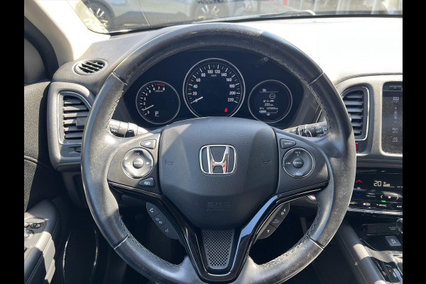 Honda HR-V 1.5 i-VTEC Executive CVT Automaat | Panoramadak, Parkeersensoren, 17 inch, Stoelverwarming, Cruise control, Climate control
