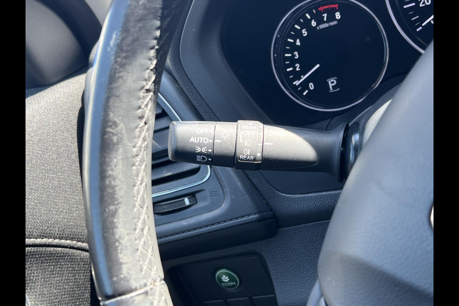 Honda HR-V 1.5 i-VTEC Executive CVT Automaat | Panoramadak, Parkeersensoren, 17 inch, Stoelverwarming, Cruise control, Climate control