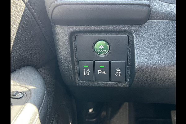 Honda HR-V 1.5 i-VTEC Executive CVT Automaat | Panoramadak, Parkeersensoren, 17 inch, Stoelverwarming, Cruise control, Climate control