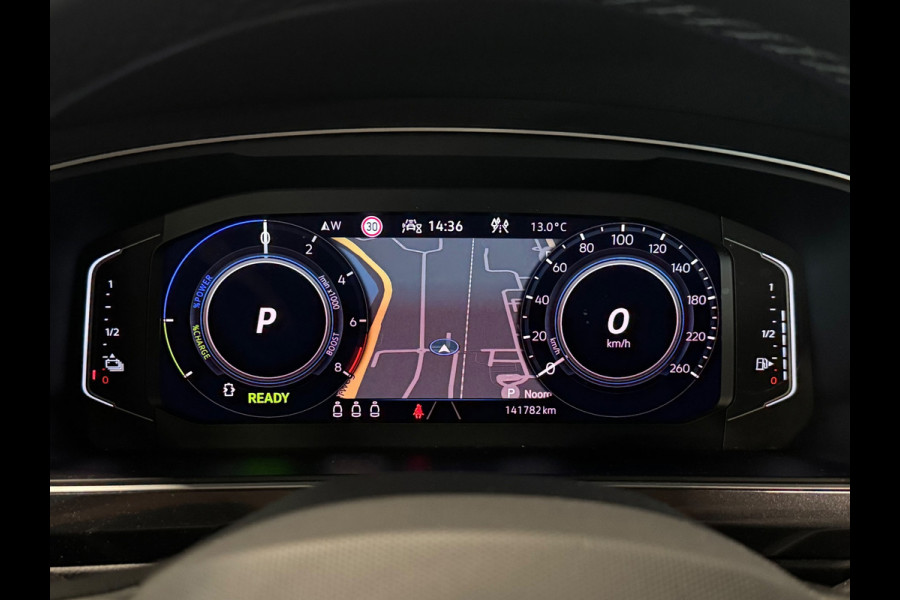 Volkswagen Tiguan 1.4 TSI eHybrid R-Line Business+ | IQ LIGHTS | 3x R-LINE | 360 CAMERA | PANO