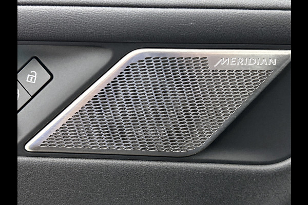 Jaguar I-PACE EV320 HSE 90 kWh(NL-auto, Goed OnderH, Trekhaak, Panorama, Carplay, StoelV, Climate Con, Etc)