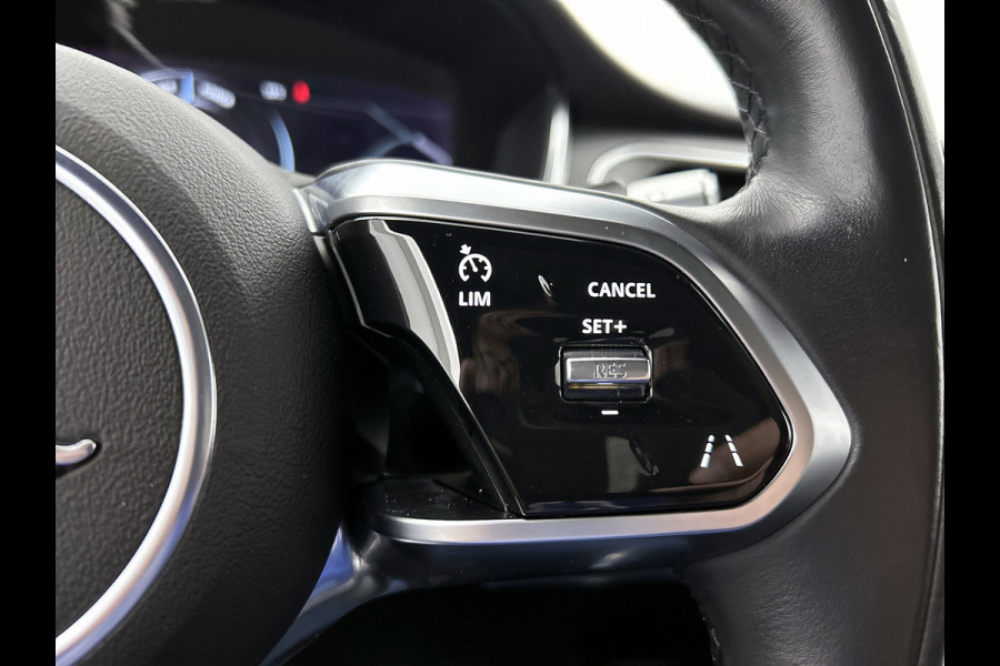 Jaguar I-PACE EV320 HSE 90 kWh(NL-auto, Goed OnderH, Trekhaak, Panorama, Carplay, StoelV, Climate Con, Etc)