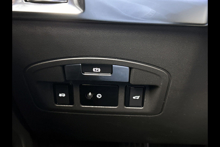 Jaguar I-PACE EV320 HSE 90 kWh(NL-auto, Goed OnderH, Trekhaak, Panorama, Carplay, StoelV, Climate Con, Etc)