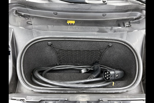 Jaguar I-PACE EV320 HSE 90 kWh(NL-auto, Goed OnderH, Trekhaak, Panorama, Carplay, StoelV, Climate Con, Etc)