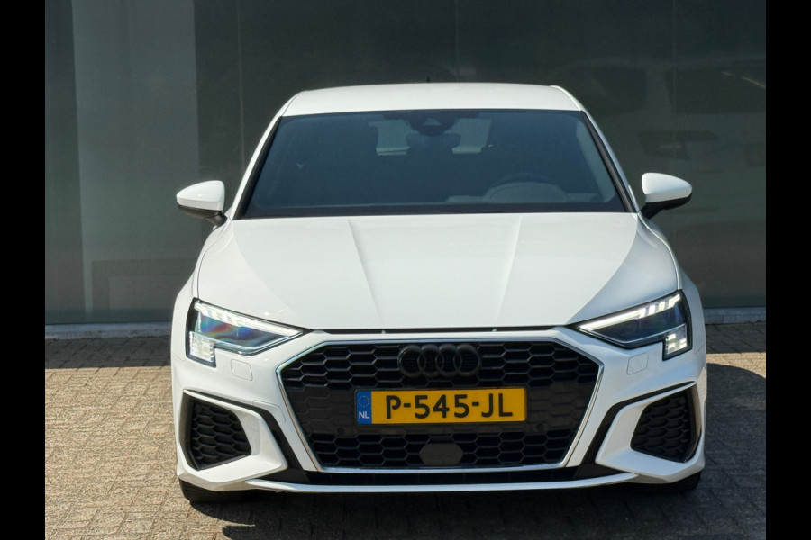 Audi A3 Sportback 35 TFSI S-LINE Matrix|Sportstoelen|Camera|Dealer Onderhouden