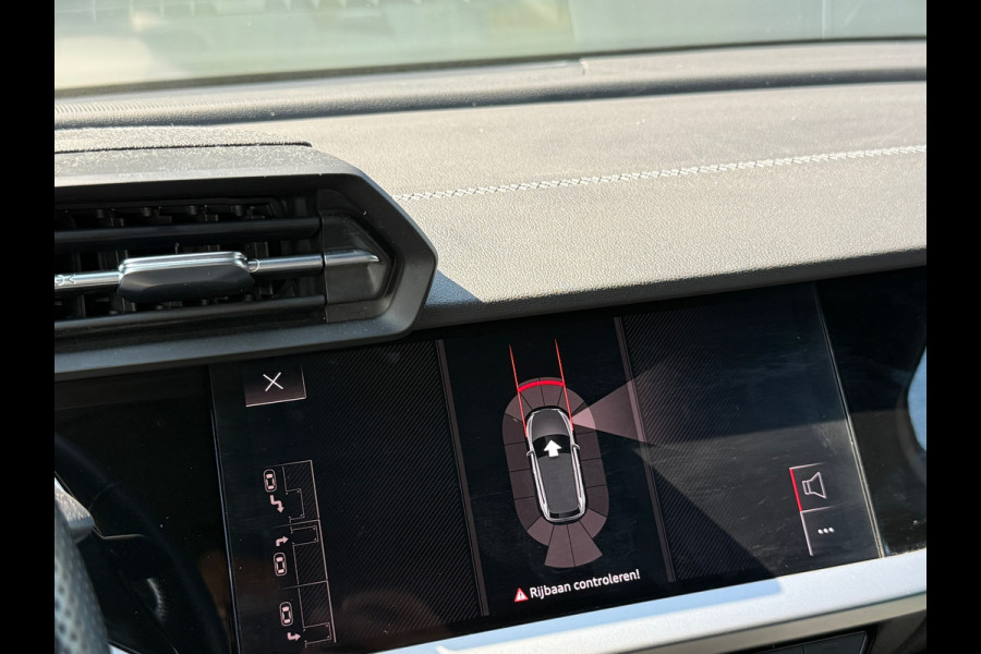 Audi A3 Sportback 35 TFSI S-LINE Matrix|Sportstoelen|Camera|Dealer Onderhouden