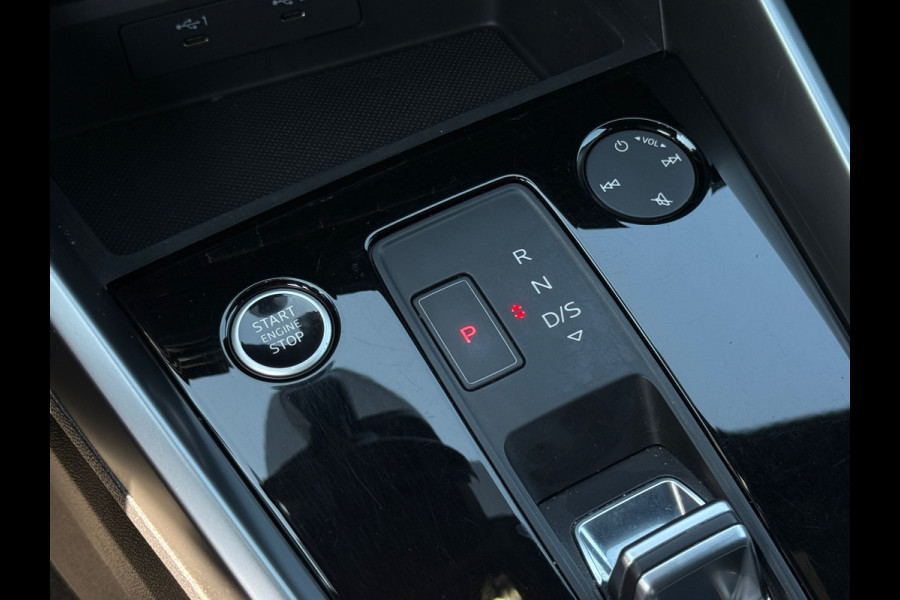 Audi A3 Sportback 35 TFSI S-LINE Matrix|Sportstoelen|Camera|Dealer Onderhouden