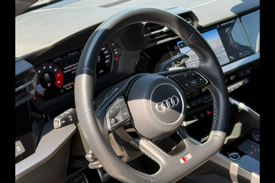Audi A3 Sportback 35 TFSI S-LINE Matrix|Sportstoelen|Camera|Dealer Onderhouden