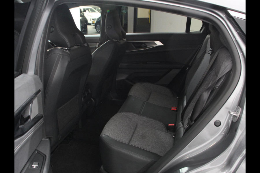 Renault Rafale 1.2 E-Tech full hybrid 200 techno AUTOMAAT Cruise control Climate control Parkeersensoren Camera LED Navigatie Lichtmetalen velgen Apple Carplay/ Android Auto