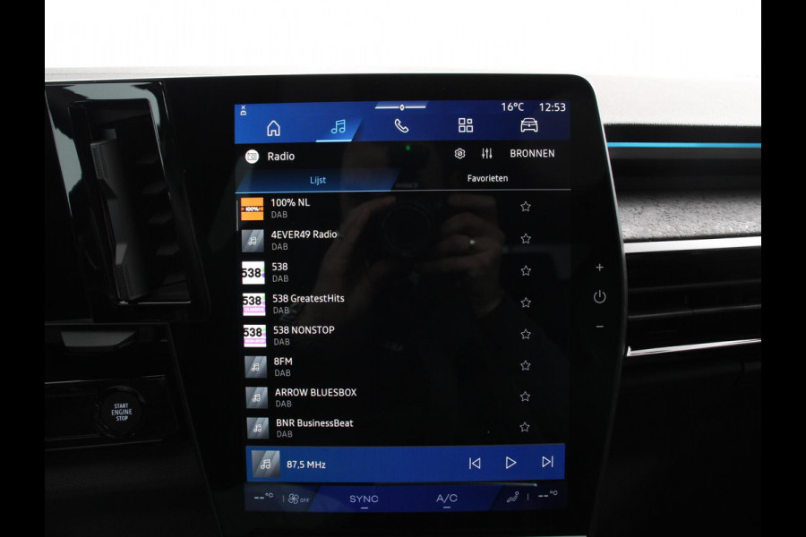 Renault Rafale 1.2 E-Tech full hybrid 200 techno AUTOMAAT Cruise control Climate control Parkeersensoren Camera LED Navigatie Lichtmetalen velgen Apple Carplay/ Android Auto