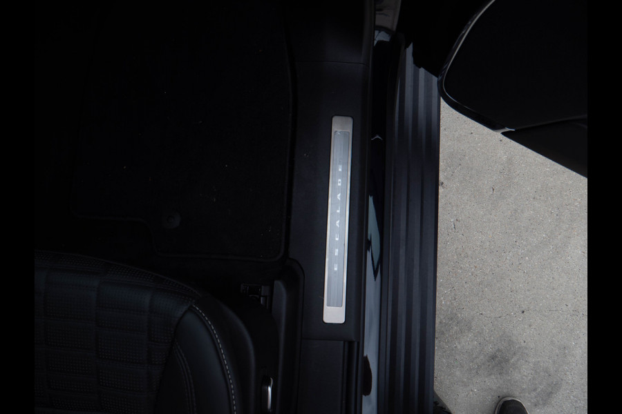 Cadillac Escalade 6.2 V8 | Sport | Luchtvering / Panoramadak / 7 Seats
