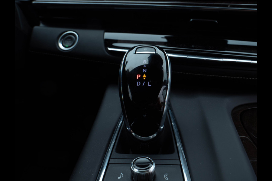 Cadillac Escalade 6.2 V8 | Sport | Luchtvering / Panoramadak / 7 Seats