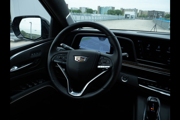Cadillac Escalade 6.2 V8 | Sport | Luchtvering / Panoramadak / 7 Seats