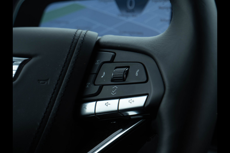 Cadillac Escalade 6.2 V8 | Sport | Luchtvering / Panoramadak / 7 Seats
