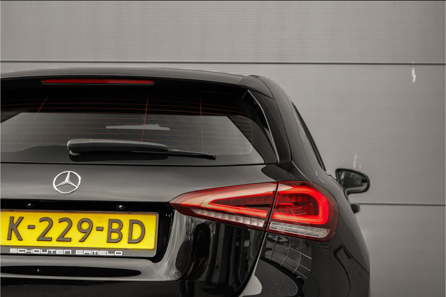 Mercedes-Benz A-Klasse 180 Business Solution AMG Camera CarPlay Black Pack 18"