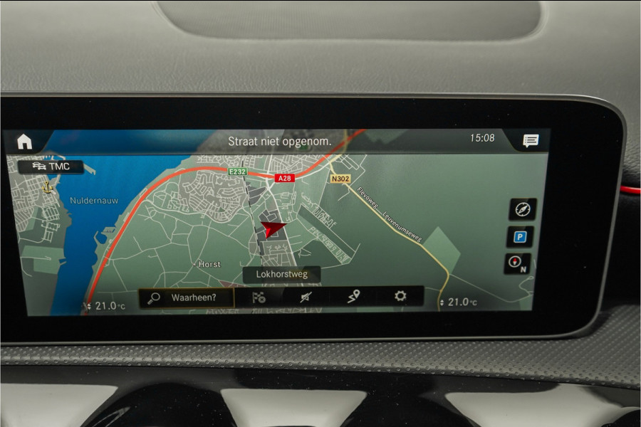 Mercedes-Benz A-Klasse 180 Business Solution AMG Camera CarPlay Black Pack 18"