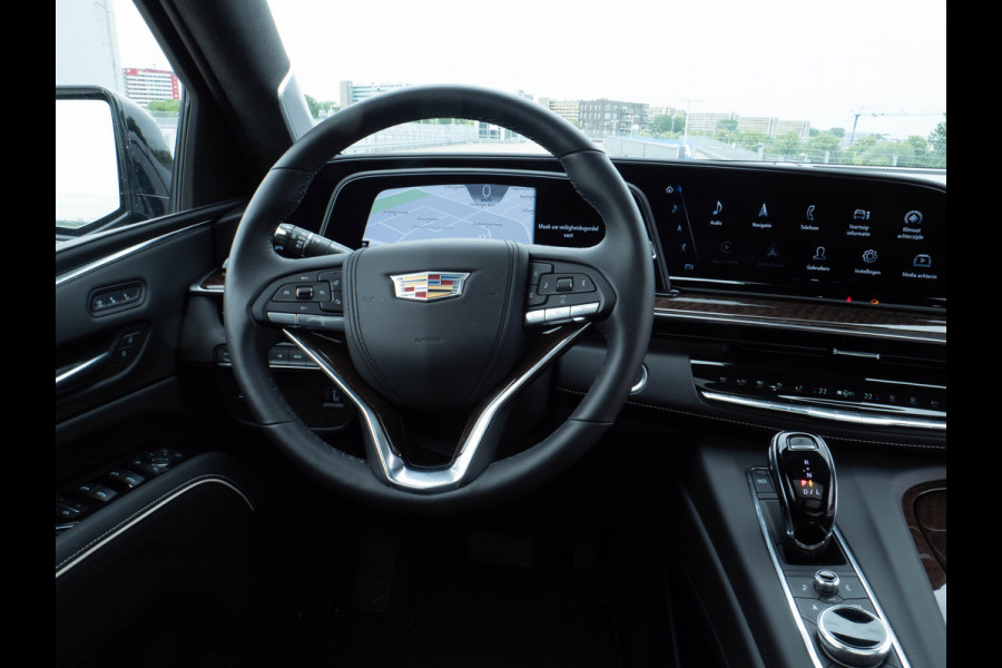 Cadillac Escalade 6.2 V8 | Sport | Luchtvering / Panoramadak / 7 Seats