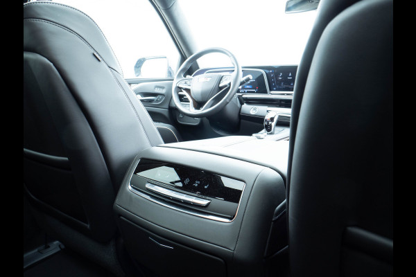 Cadillac Escalade 6.2 V8 | Sport | Luchtvering / Panoramadak / 7 Seats