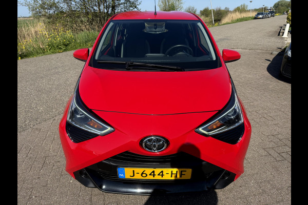 Toyota Aygo 1.0 VVT-i x-play Camera, App Connect