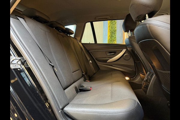 BMW 3 Serie Touring 320i Executive |AUTOMAAT|CAMERA||NAP|DEALER ONDERHOUDEN|184PK|ELEKT KOFFERKLEP|
