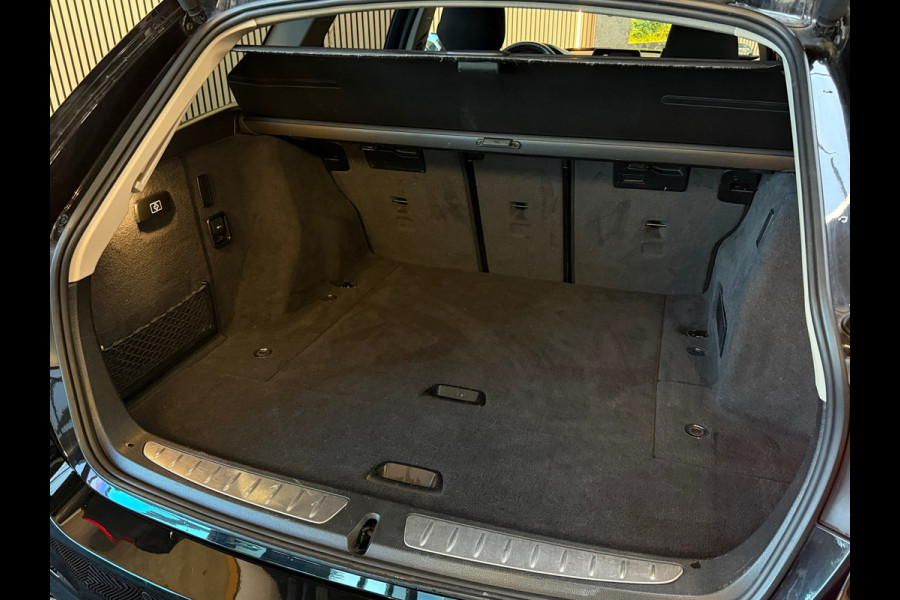 BMW 3 Serie Touring 320i Executive |AUTOMAAT|CAMERA||NAP|DEALER ONDERHOUDEN|184PK|ELEKT KOFFERKLEP|