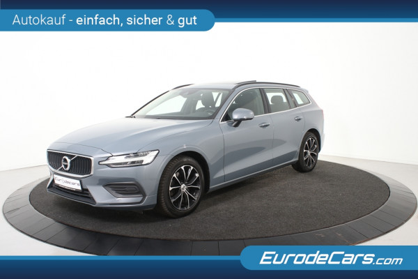 Volvo V60 2.0 B3 Momentum *1ste Eigenaar*Navigatie*Panoramadak*Trekhaak*Stoelverwarming*