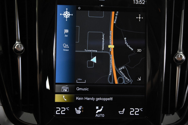 Volvo V60 2.0 B3 Momentum *1ste Eigenaar*Navigatie*Panoramadak*Trekhaak*Stoelverwarming*