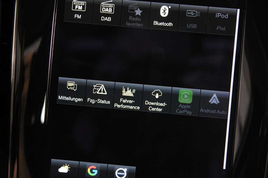 Volvo V60 2.0 B3 Momentum *1ste Eigenaar*Navigatie*Panoramadak*Trekhaak*Stoelverwarming*