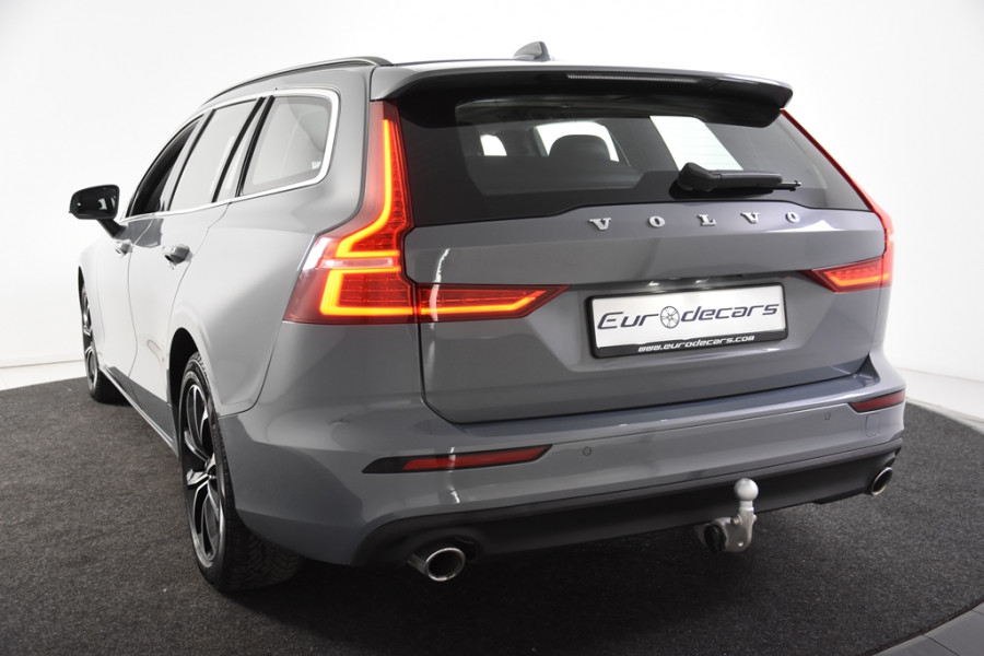 Volvo V60 2.0 B3 Momentum *1ste Eigenaar*Navigatie*Panoramadak*Trekhaak*Stoelverwarming*