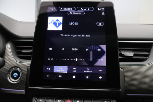 Renault Arkana 1.6 E-Tech Hybrid 145 Intens Panoramadak, Apple Carplay, Keyless, ACC, Stuur-/Stoelverw., 18"