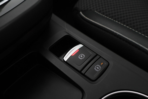 Renault Arkana 1.6 E-Tech Hybrid 145 Intens Panoramadak, Apple Carplay, Keyless, ACC, Stuur-/Stoelverw., 18"