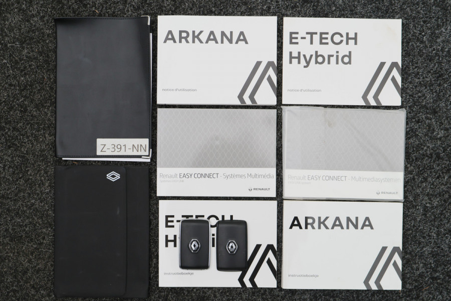 Renault Arkana 1.6 E-Tech Hybrid 145 Intens Panoramadak, Apple Carplay, Keyless, ACC, Stuur-/Stoelverw., 18"