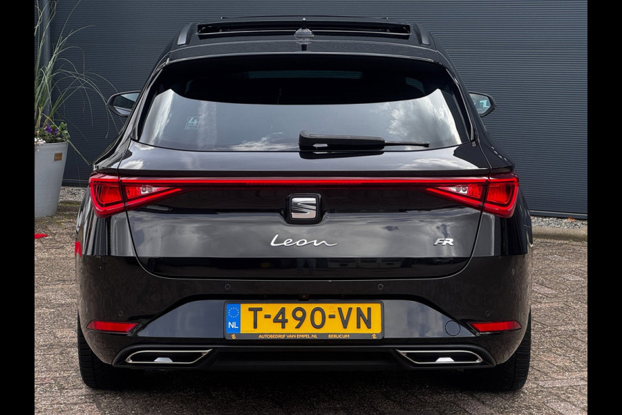 Seat Leon Sportstourer 1.5 eTSI FR Business Intense 150 PK | Schuif-Kantel Dak | NL-Auto | Camera | Beats Audio | Virtual Cockpit
