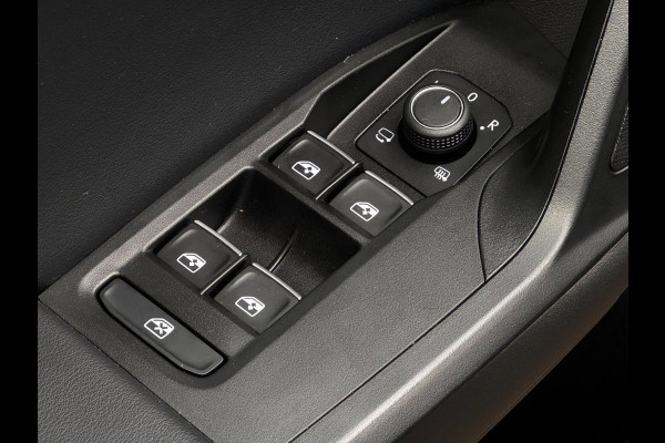 Seat Leon Sportstourer 1.5 eTSI FR Business Intense 150 PK | Schuif-Kantel Dak | NL-Auto | Camera | Beats Audio | Virtual Cockpit
