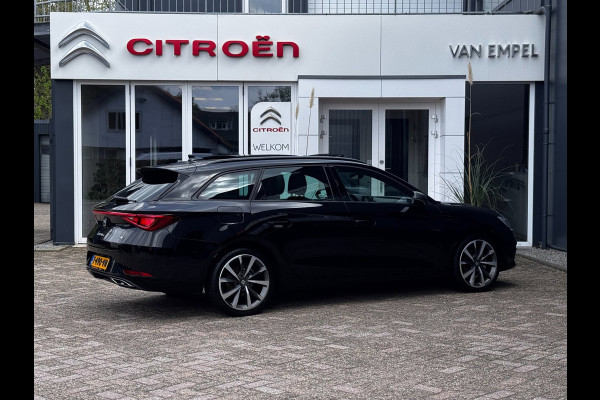 Seat Leon Sportstourer 1.5 eTSI FR Business Intense 150 PK | Schuif-Kantel Dak | NL-Auto | Camera | Beats Audio | Virtual Cockpit