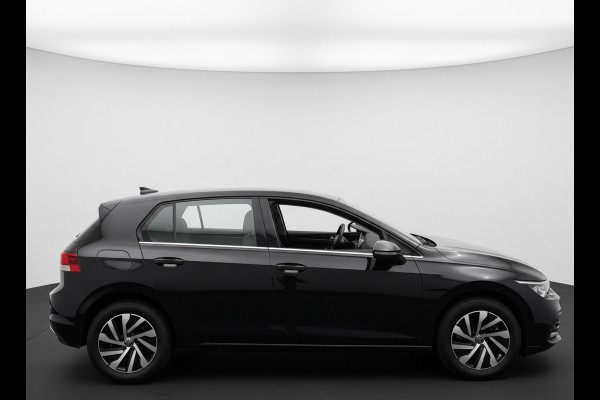 Volkswagen Golf eHybrid PHEV 204PK DSG STYLE CAMERA/CARPLAY/STUURVERW.