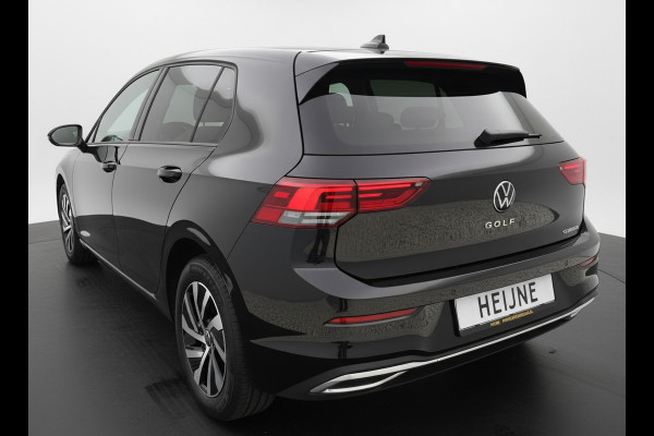 Volkswagen Golf eHybrid PHEV 204PK DSG STYLE CAMERA/CARPLAY/STUURVERW.