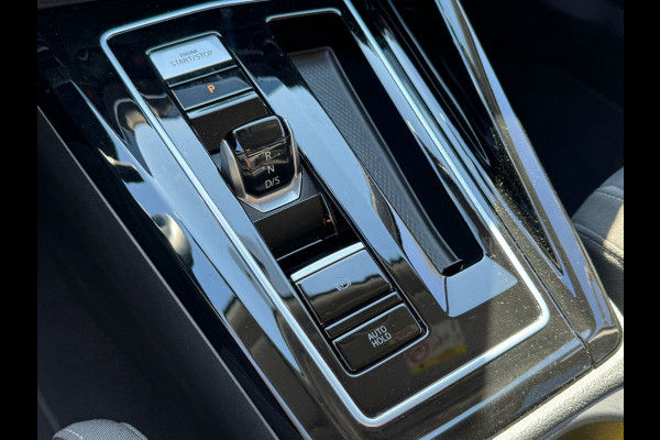 Volkswagen Golf eHybrid PHEV 204PK DSG STYLE CAMERA/CARPLAY/STUURVERW.