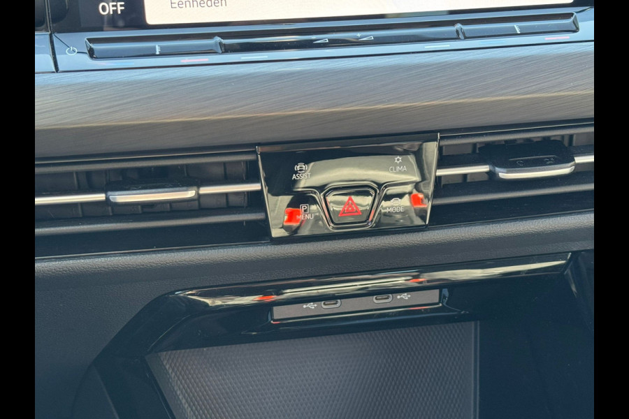 Volkswagen Golf eHybrid PHEV 204PK DSG STYLE CAMERA/CARPLAY/STUURVERW.