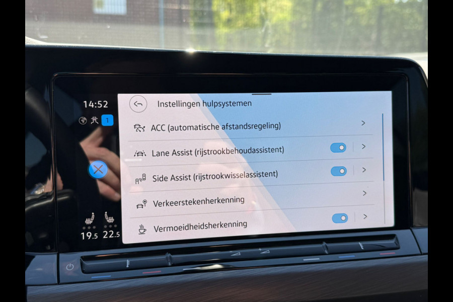Volkswagen Golf eHybrid PHEV 204PK DSG STYLE CAMERA/CARPLAY/STUURVERW.