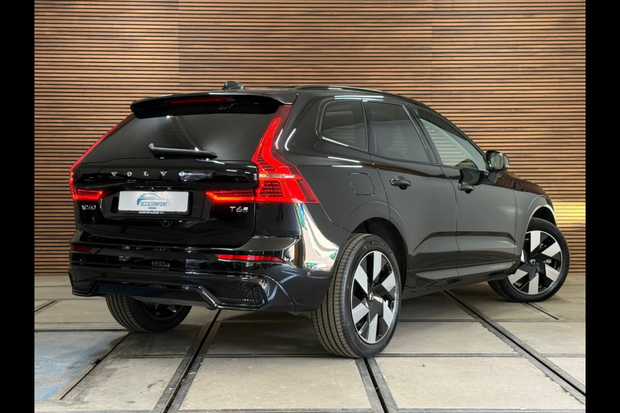 Volvo XC60 2.0 T6 Plug-in hybrid AWD Plus Dark | Pano | Winterpakket | Trekhaak elektr.| 360 camera | 20Inch | BOMVOL