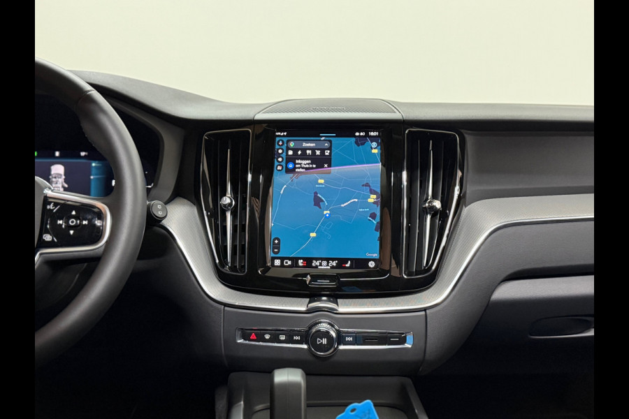 Volvo XC60 2.0 T6 Plug-in hybrid AWD Plus Dark | Pano | Winterpakket | Trekhaak elektr.| 360 camera | 20Inch | BOMVOL