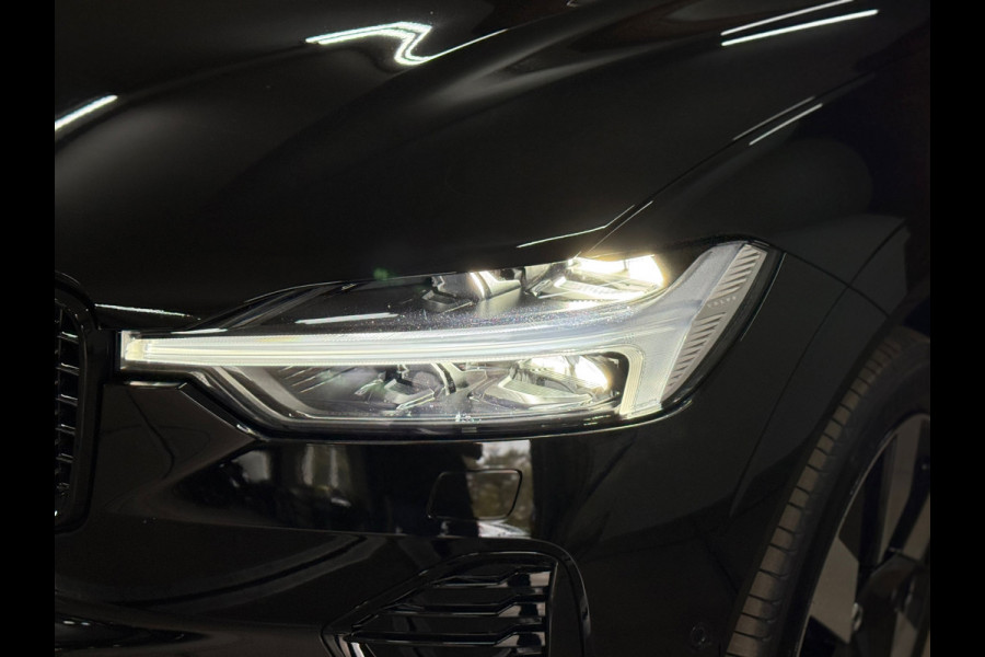 Volvo XC60 2.0 T6 Plug-in hybrid AWD Plus Dark | Pano | Winterpakket | Trekhaak elektr.| 360 camera | 20Inch | BOMVOL