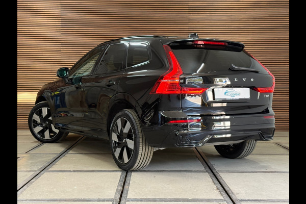 Volvo XC60 2.0 T6 Plug-in hybrid AWD Plus Dark | Pano | Winterpakket | Trekhaak elektr.| 360 camera | 20Inch | BOMVOL