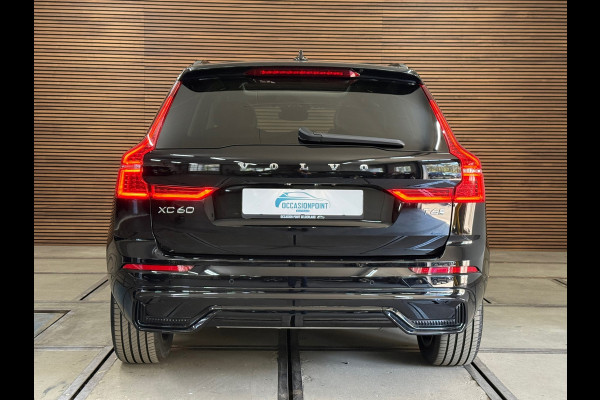 Volvo XC60 2.0 T6 Plug-in hybrid AWD Plus Dark | Pano | Winterpakket | Trekhaak elektr.| 360 camera | 20Inch | BOMVOL