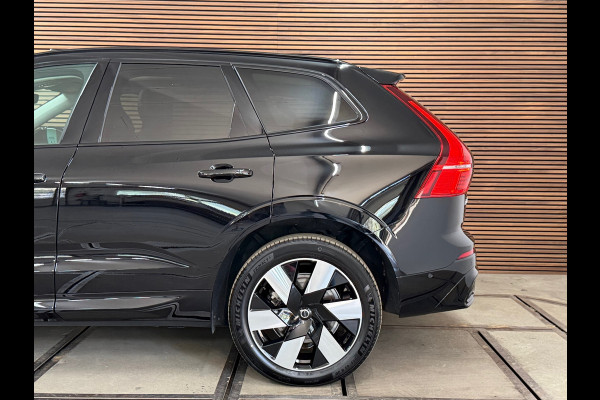 Volvo XC60 2.0 T6 Plug-in hybrid AWD Plus Dark | Pano | Winterpakket | Trekhaak elektr.| 360 camera | 20Inch | BOMVOL