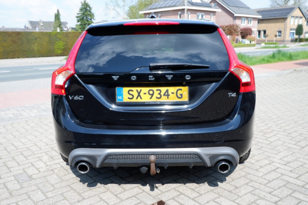 Volvo V60 2.0 T4 Bus. Sport / INCL. 12mnd BOVAG / schuif-Kantel dak